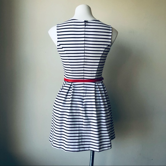 🌼 Forever 21 Nautical Stripe Belted Fit & Flare Dress S - Picture 6 of 7